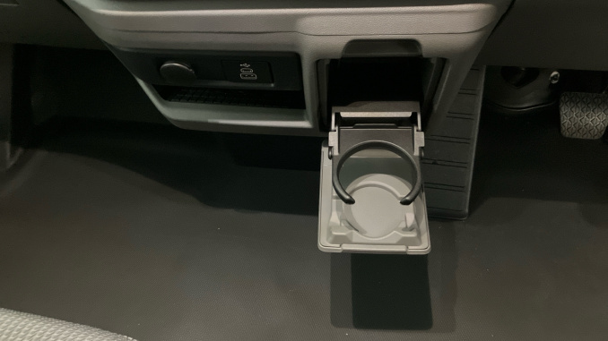 Volkswagen Transporter T32 Swb Diesel 2.0 TDI 170 Commerce Pro Van Auto [5 Plus] - Image 14